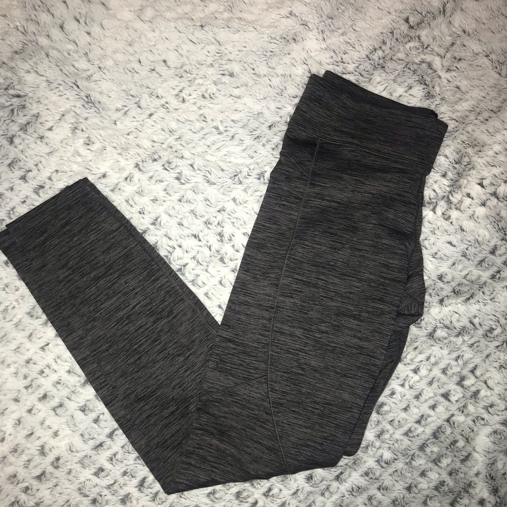 Under armor leggings. Never worn!